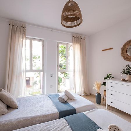 Aquamarine Apartment In Marina โซโตกรันเด ภายนอก รูปภาพ