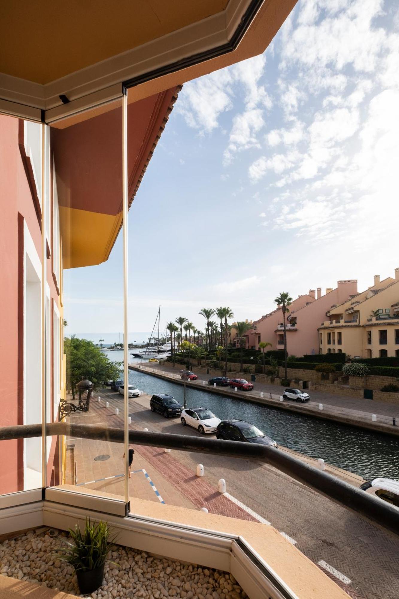 Aquamarine Apartment In Marina โซโตกรันเด ภายนอก รูปภาพ
